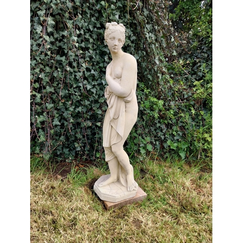 805 - Good quality moulded stone statue of Venus {71 cm H x 21 cm W 22 cm D}.