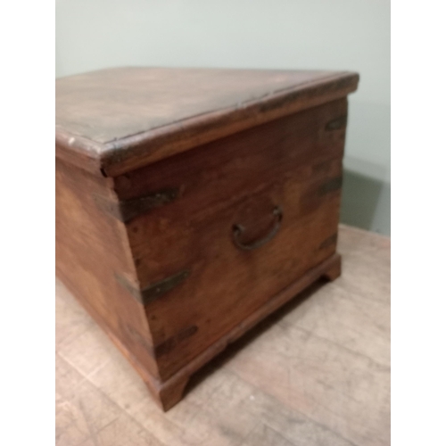 106 - Georgian elm blanket box. {52 cm H x 105 cm W x 9 cm D}. NOT AVAILABLE TO VIEW IN PERSON.