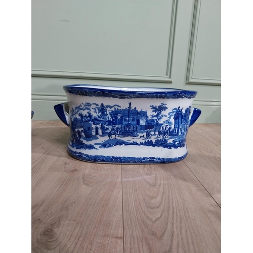 171 - Two blue and white ceramic foot baths. {21 cm H x 47 cm W x 32 cm D} and {14 cm H x 25 cm W x 22 cm ... 