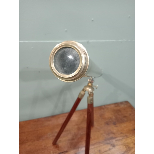 249 - Brass table telescope on mahogany tripod. {H 48cm x W 60cm x D 20cm}. NOT AVAILABLE TO VIEW IN PERSO... 