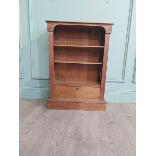 398 - Edwardian oak open floor bookshelf with single drawer in base. {77 cm H x 55 cm W x 22 cm D].