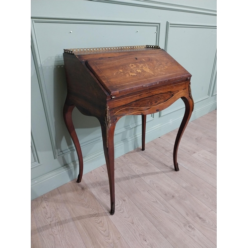 407 - Georgian mahogany side table with single drawer in frieze on turned legs. {70 cm H x 72 cm W x 43 cm... 