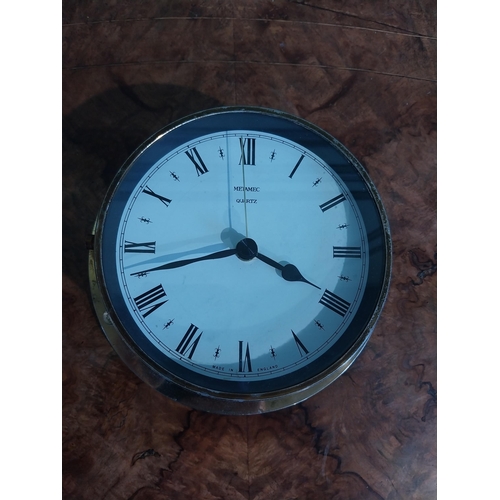 413 - Quartz wall clock. {22 cm Dia.}.