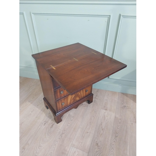 418 - Mahogany chest of drawers with two short drawers over three long drawers raised on shaped bracket fe... 