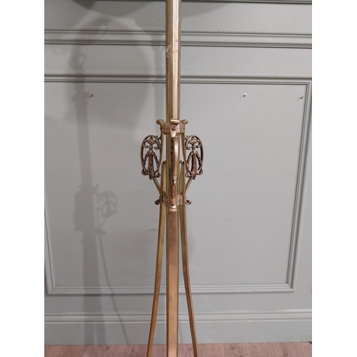 441 - Good quality Victorian brass telescopic standard lamp with cloth shade. {186  cm H x 61 cm Dia.}.