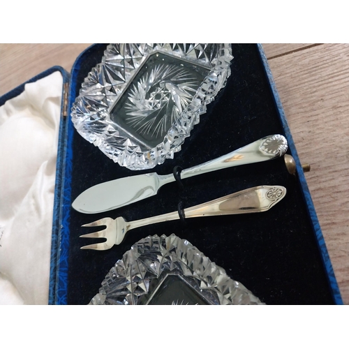 510 - Edwardian Sydney Hanna Belfast cut crystal and silver plate sea food set in presentation case.