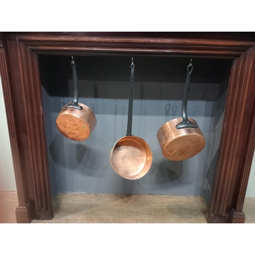 515 - Set of three copper pans. {H 12cm x W 50cm x D 25cm , H 11cm x W 60cm x D 22cn x H 10cm x W 40cm x D... 