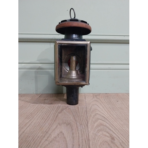 579 - Carriage lamp. {32 cm H x 12 cm W x 12 cm D}.