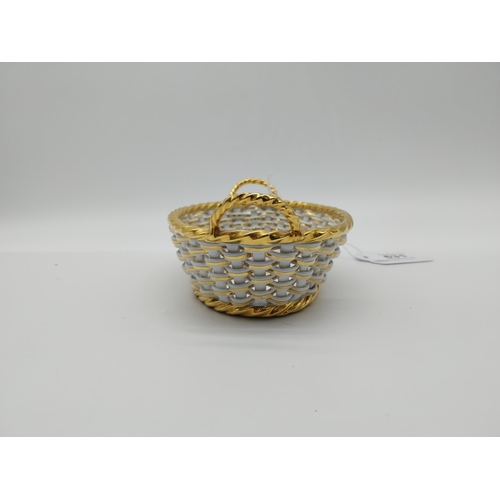 631 - 19th C. Meissen braided porcelain basket with gilt edging and two handles decorated with hand painte... 