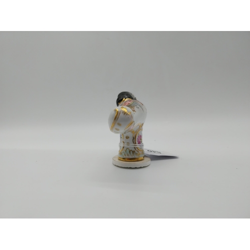 640 - 19th C. Meissen unusual hand painted porcelain umbrella / cane handle terminating with Ladies' veile... 