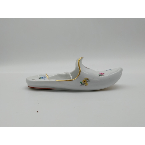 658 - 20th C. Meissen gilded slipper with hand painted floral decoration no 408 on base. Underglazed with ... 