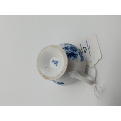 667 - Early 20th C. Meissen blue and white lidded cream cup. Underglazed with blue crossed swords. {10 cm ... 