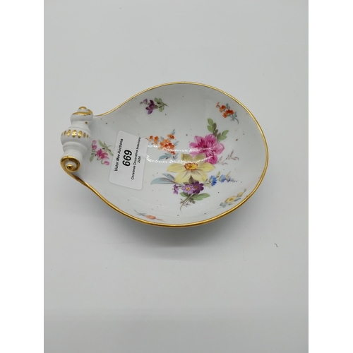 669 - 19th C. Meissen porcelain saliere decorated with hand painted flowers with gilded edge. Underglazed ... 