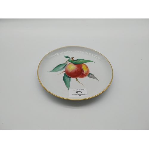 673 - 20th C. Meissen wall plaque decorated with nectarine and gilded rim  with no. 150/b 195. Underglazed... 