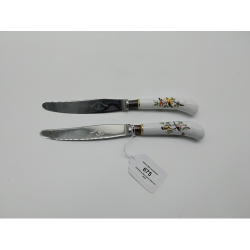 675 - Pair of 20th C. Unmarked Meissen Raadvad Knivfabriker Rustfri knives, the porcelain handles decorate... 