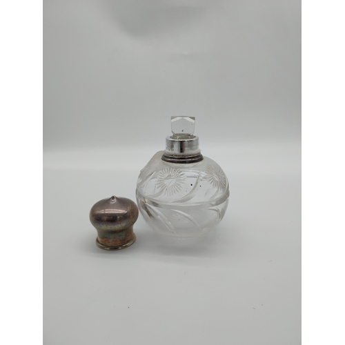 688 - 20th C. Cut glass perfume bottle with original glass stopper with English London silver hallmark 193... 