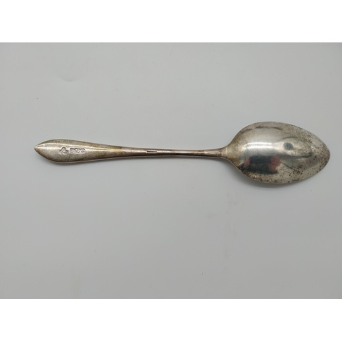 748 - Set of six English silver dessert spoons. Hallmarked in Sheffield. 1912. Makers: Gibson & Co LTD. Wt... 