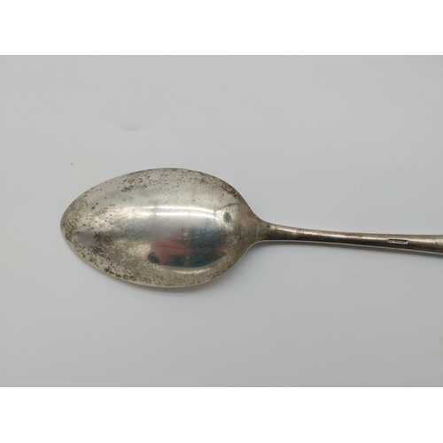 748 - Set of six English silver dessert spoons. Hallmarked in Sheffield. 1912. Makers: Gibson & Co LTD. Wt... 