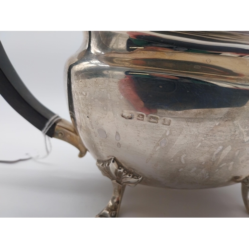 751 - English silver teapot and sugar bowl. Hallmarked in Birmingham 1922. Makers Mappin & Webb. Approx. t... 