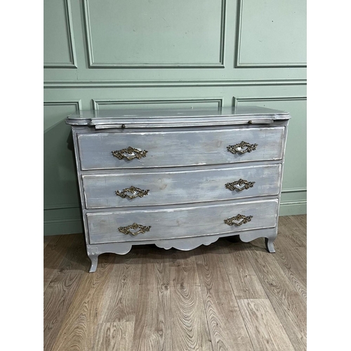 120a - French painted pine chest with a inverted break front over a brushing slide and three long drawer, i... 