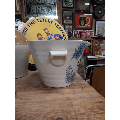 487 - Ceramic Cream crock. {20 cm H x 21 cm Dia.}.