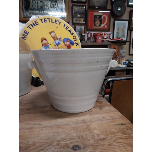 487 - Ceramic Cream crock. {20 cm H x 21 cm Dia.}.