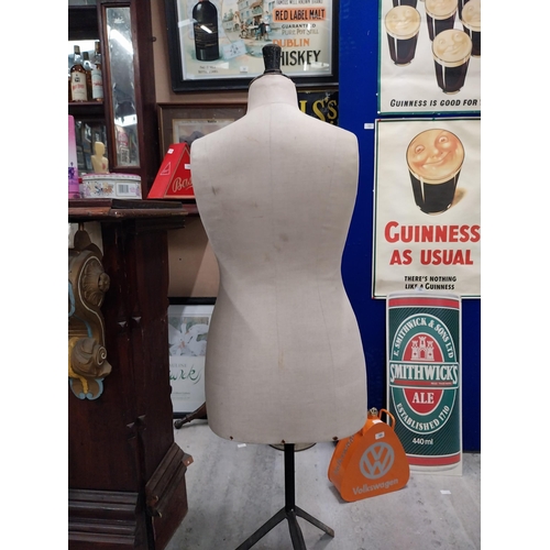 520 - 1940's shop mannequin. {154 cm H x 45 cm W x 35 cm D}.