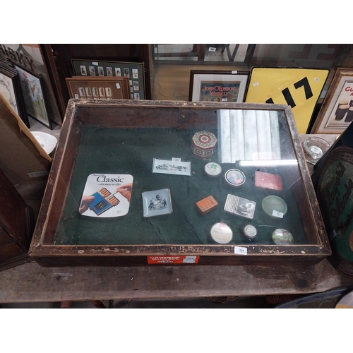 594 - Early 20th C. mahogany and glass counter display cabinet. {20 cm H x 92 cm W x 65 cm D}.