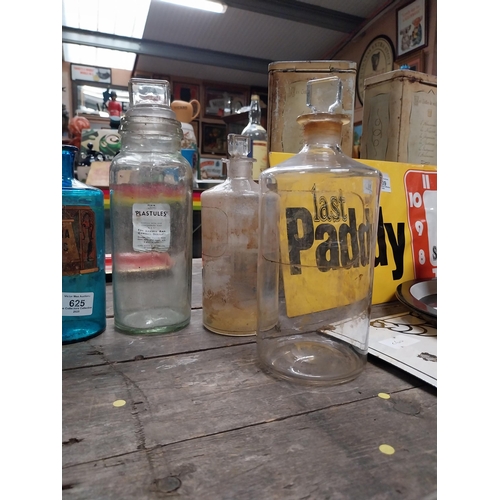 625 - 19th C. miscellaneous lot of seven blue, brown and clear chemist bottles. {23 cm H x 7 cm Dia to 14 ... 