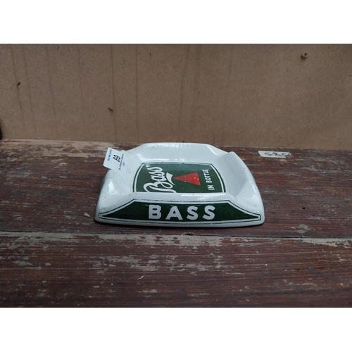 69 - Bass in Bottle Minton ceramic advertising ashtray. {2 cm H x 13 cm W x 13 cm D}.