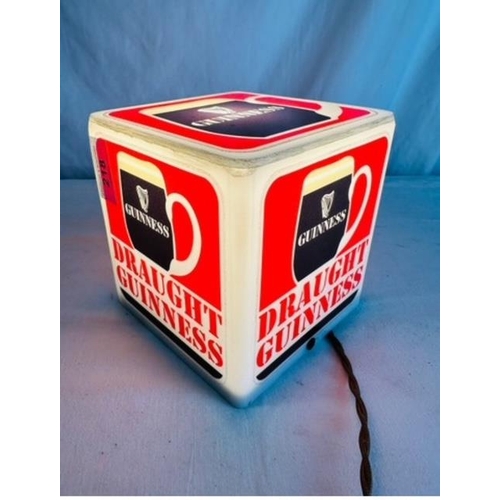 25A - Retro Draught Guinness light up cube {10cm H x 10cm W x 10cm D}