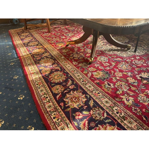 159 - Decorative Persian Kashan carpet. {406 cm W x 301 cm L}.