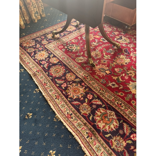 159 - Decorative Persian Kashan carpet. {406 cm W x 301 cm L}.