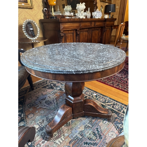 322 - Good quality William IV French mahogany centre table with marble top, raised on turned column and th... 