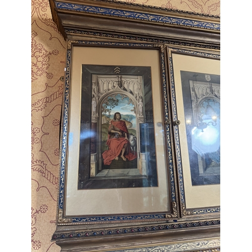 388 - Early 20th C. Hand painted triptych depicting The Adoration of the Magi hans Memling. {open {79 cm H... 