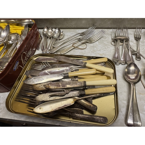 471 - Large collection of miscellanous EPNS forks, knives and spoons.