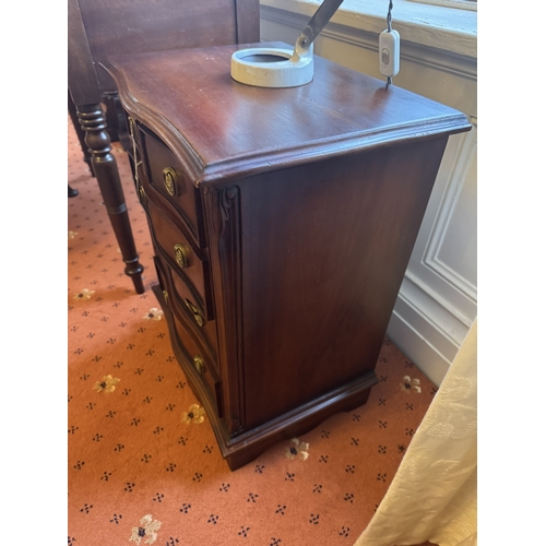 707 - Neat 20th. C. mahogany bowfronted chest, the two short drawers over three long drawers, raised with ... 