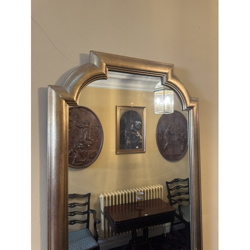 762 - Good quality gilt mirror in the Victorian manner. {95 cm H x 61 cm W}.