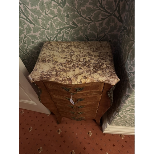 852 - Edwardian kingwood serpentine fronted chest , the marble top above five short drawers with brass mou... 