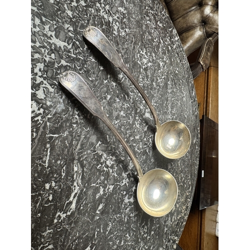 976 - Pair of large Irish silver ladles. Hallmarked in Dublin. 1829- 30. Maker William Cummins. Wt: 744grm... 