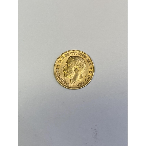 925 - George V. Gold half sovereign. 1911.