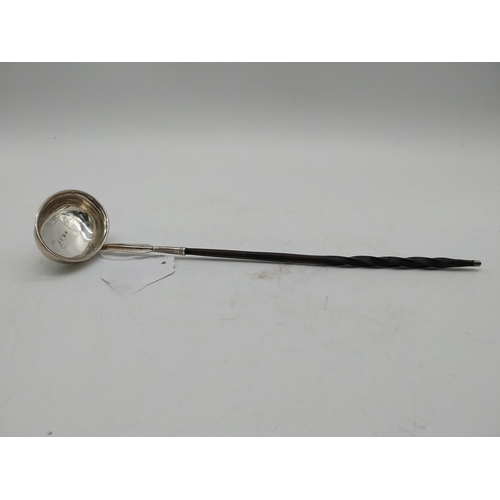 999 - English silver toddy ladle with twisted ebony handle with silver finial. Hallmarked in London 1799- ... 