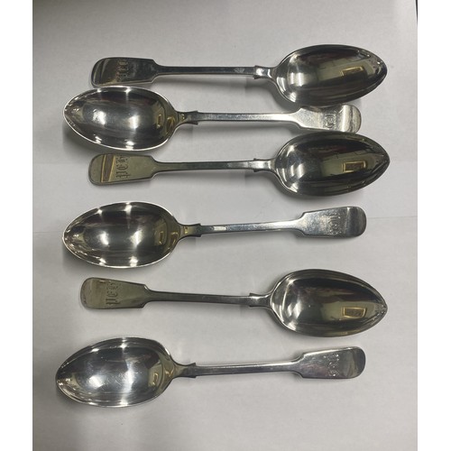 1023 - Set of six English silver table spoons, Fiddle pattern. Hallmarked in Birmingham 1935 - 36. Makers :... 