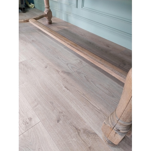 27 - Good quality early 20th C. bleached oak kitchen table on turned legs and single stretcher. {77 cm H ... 