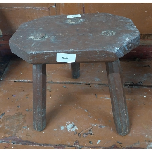 20 - Early 20th C. painted oak milking stool. {25 cm H x 29 cm W x 21 cm D}.