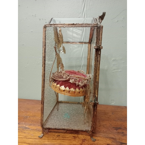 34 - 19th C. French brass and glass marriage dome. { H 35cm x W 23cm x D 14cm } NOT AVAILABLE TO VIEW IN ... 