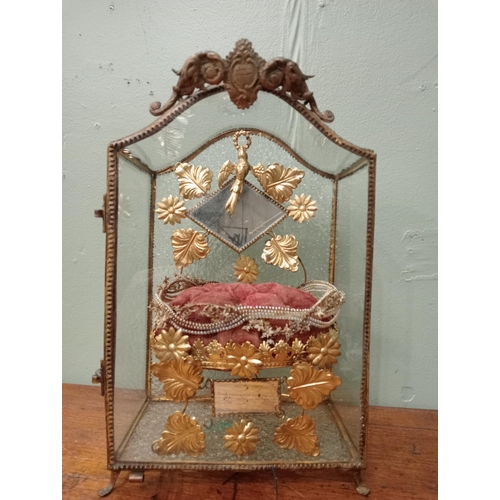 34 - 19th C. French brass and glass marriage dome. { H 35cm x W 23cm x D 14cm } NOT AVAILABLE TO VIEW IN ... 