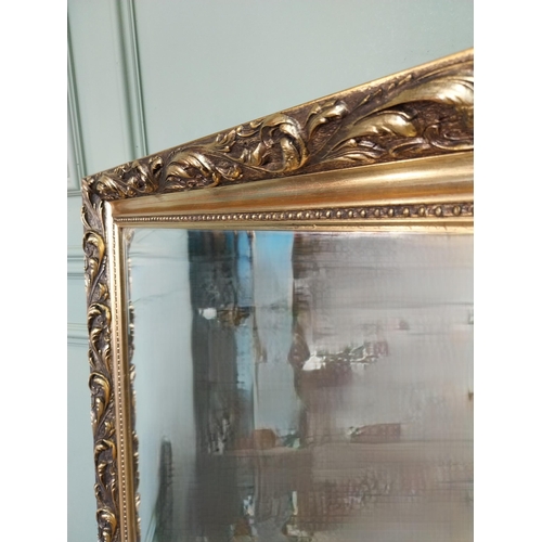 453 - Decorative gilt wall mirror in the Victorian style. {123 cm H x 103 cm Dia.}.
