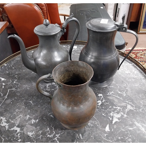 432 - 19th C. pewter flagon, tea pot and copper tankard. {22 cm H x 14 cm Dia, 21 cm H x 12 cm Dia and 17 ... 