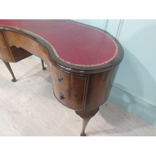 44 - 1940's walnut kidney shaped desk with inset leather top on cabriole legs. {78 cm H x 125 cm W x 56 c... 